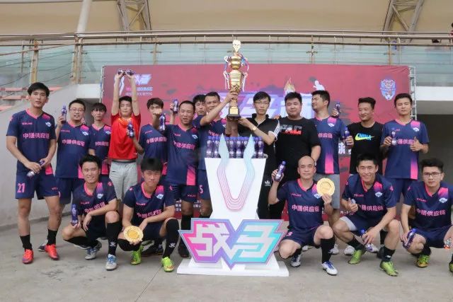 凯恩预计首发战莱比锡，特尔、戴维斯也参加训练